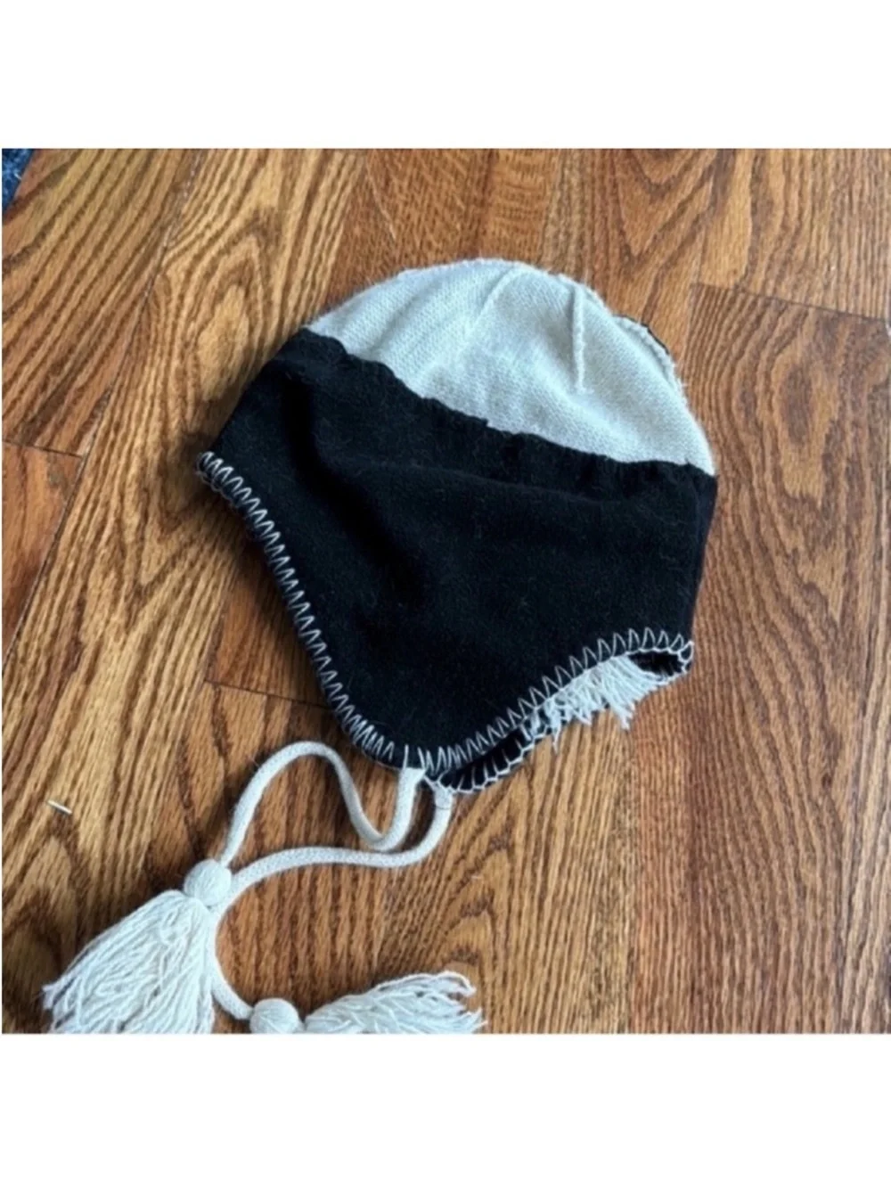 Woolrich Kids/Boys/girls Wool Angora Blend Alpine Nordic Hat Knit over Ear Flap